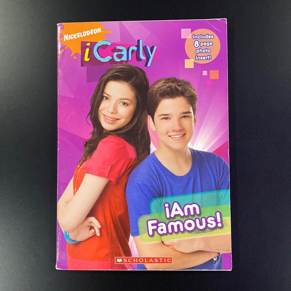 iCarly: iAm Famous! by Laurie McElroy - Scholastic Paperback Novel